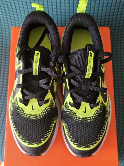 Найк рънър 36 номер