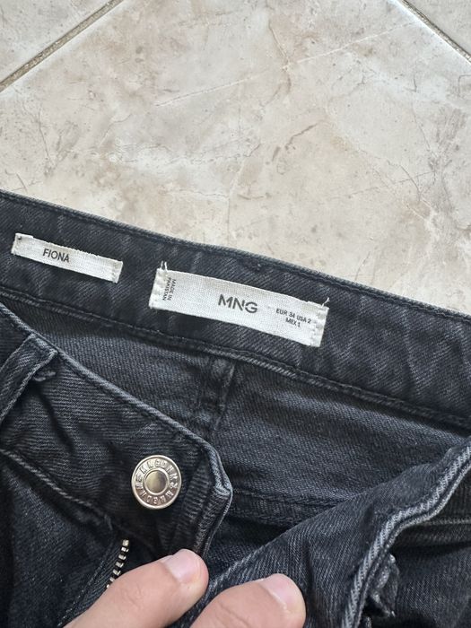 Джинсы клеш.