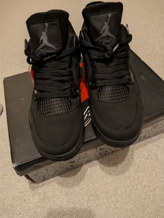 Jordan 4 black cat