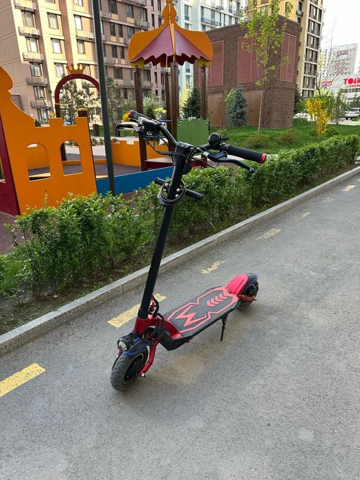 KAABO MANTIS 10 электросамокат