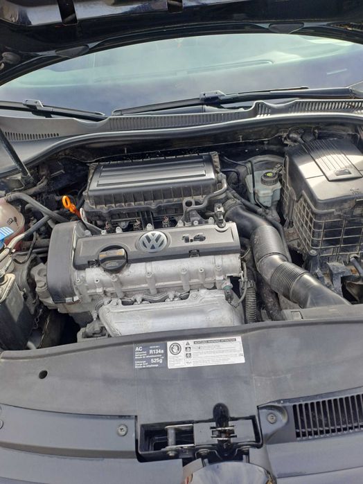 Proprietar vând w golf 6,1.4 benzina, MPI, 2010