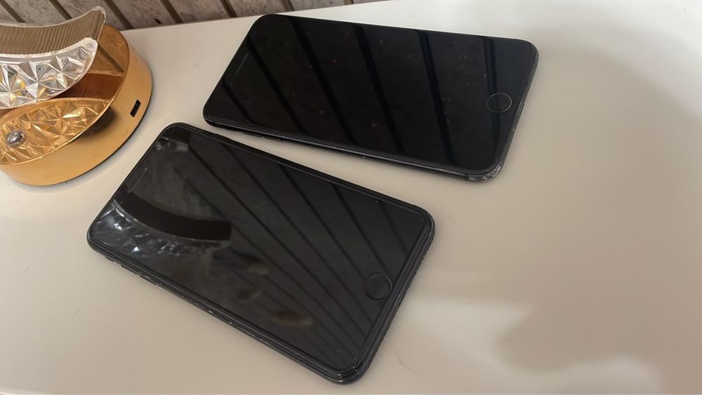 Продам айфон 7 plus