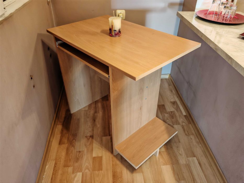 Бюро за компютър.