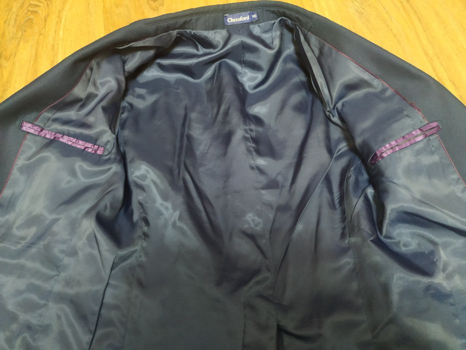 Продам школьный костюм для мальчика.