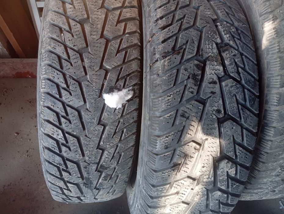 Продам зимнюю резину