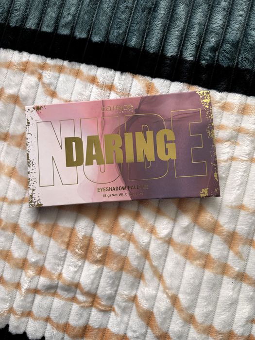 Палитра сенки за очи Catrice