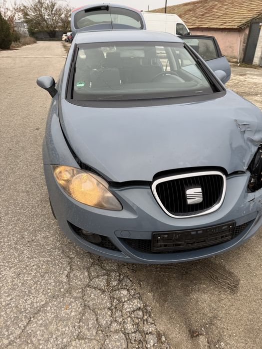 На части Seat Leon 1.6i 2007г bse, Хечбек