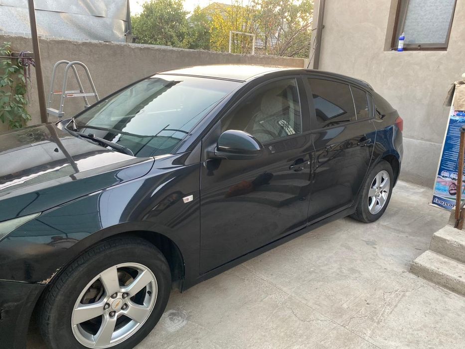 Продам Шевроле Круз