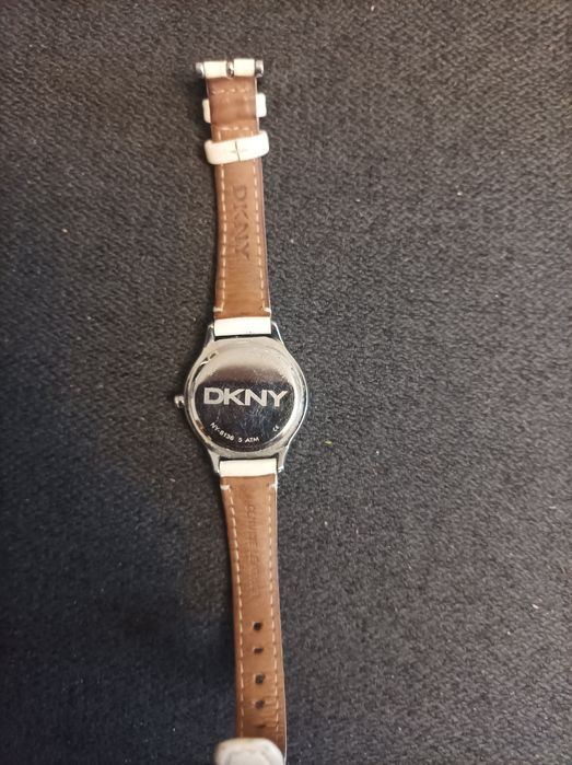 Дамски часовник DKNY