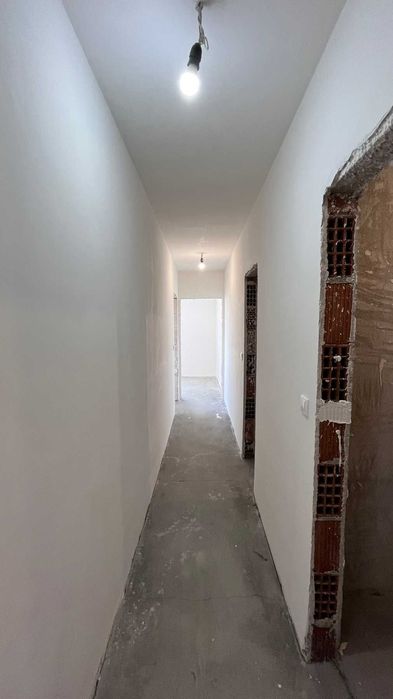 Продава се Тристаен апартамент в София, Център - 82 кв.м за 2586 €/кв.м - Снимка #6