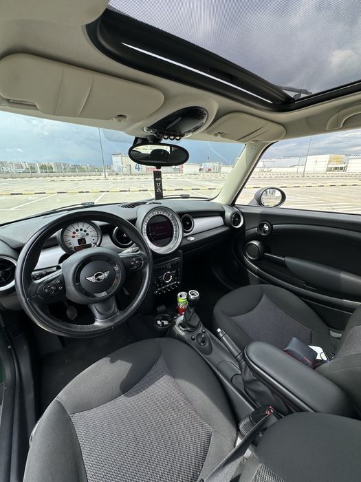 Mini Cooper One trapa,keyless,Navi