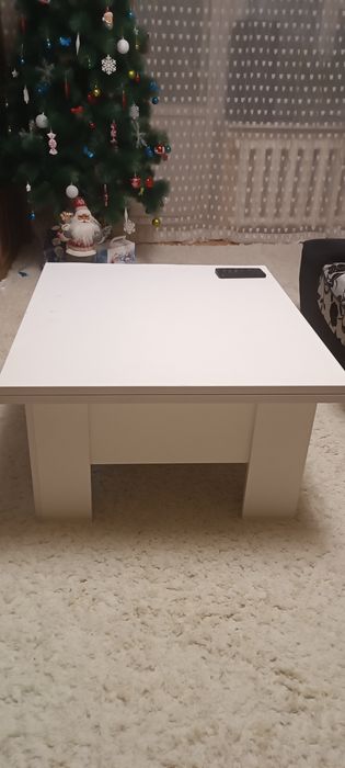 Срочно продам стол