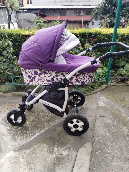 Бебешка количка с два коша