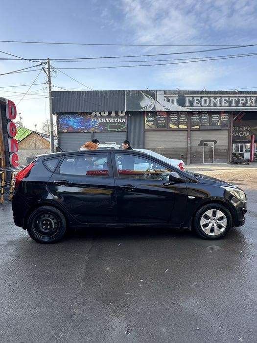 Хюндай акцент солярис 2015