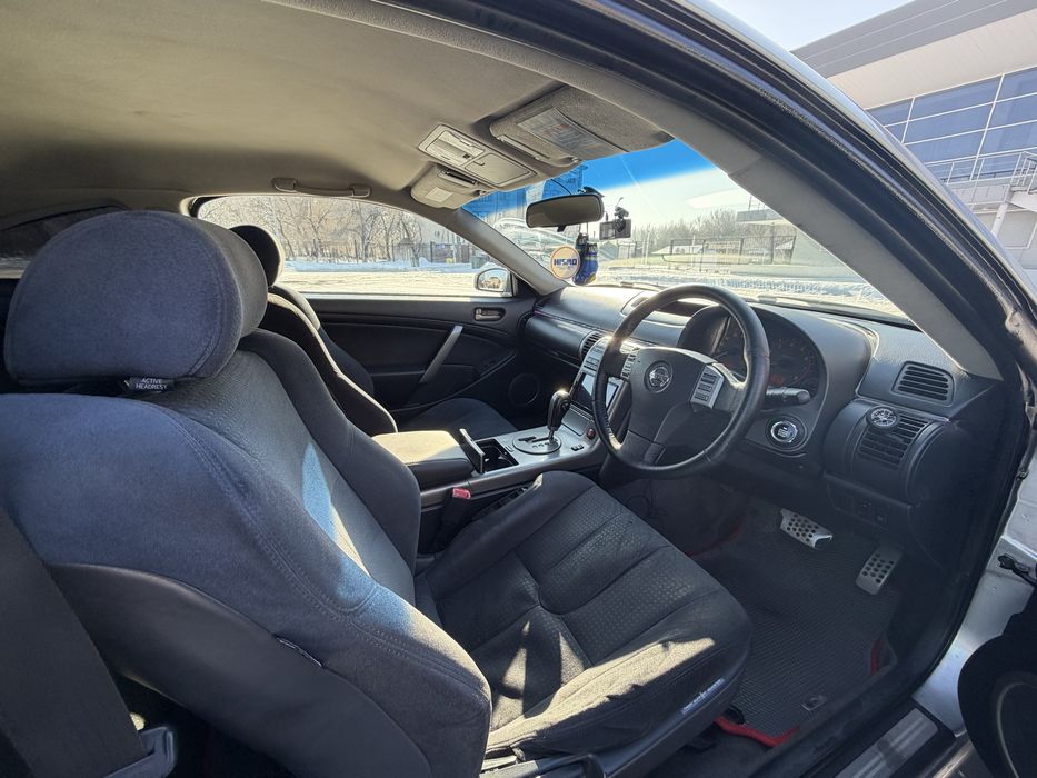 Nissan skyline coupe 2003