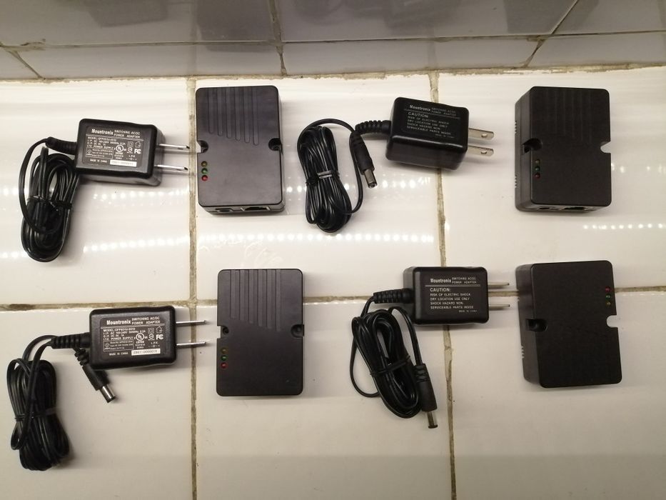 Продавам адаптери и драйвери от 5V до 15V и драйвериV