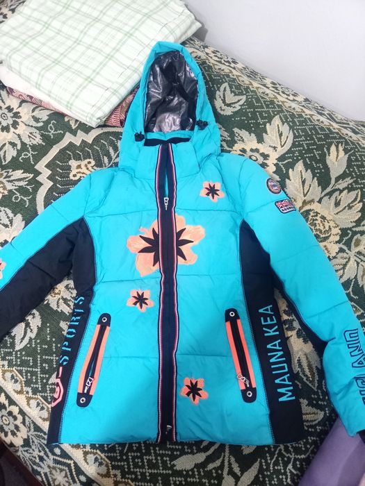 Продам куртки джинсовые  на возраст 9--11 л