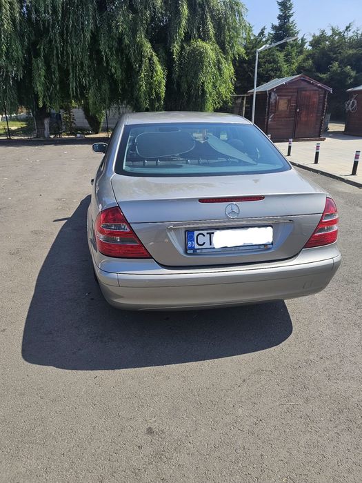 MERCEDES-BENZ E-Class 2004 — imagine 12