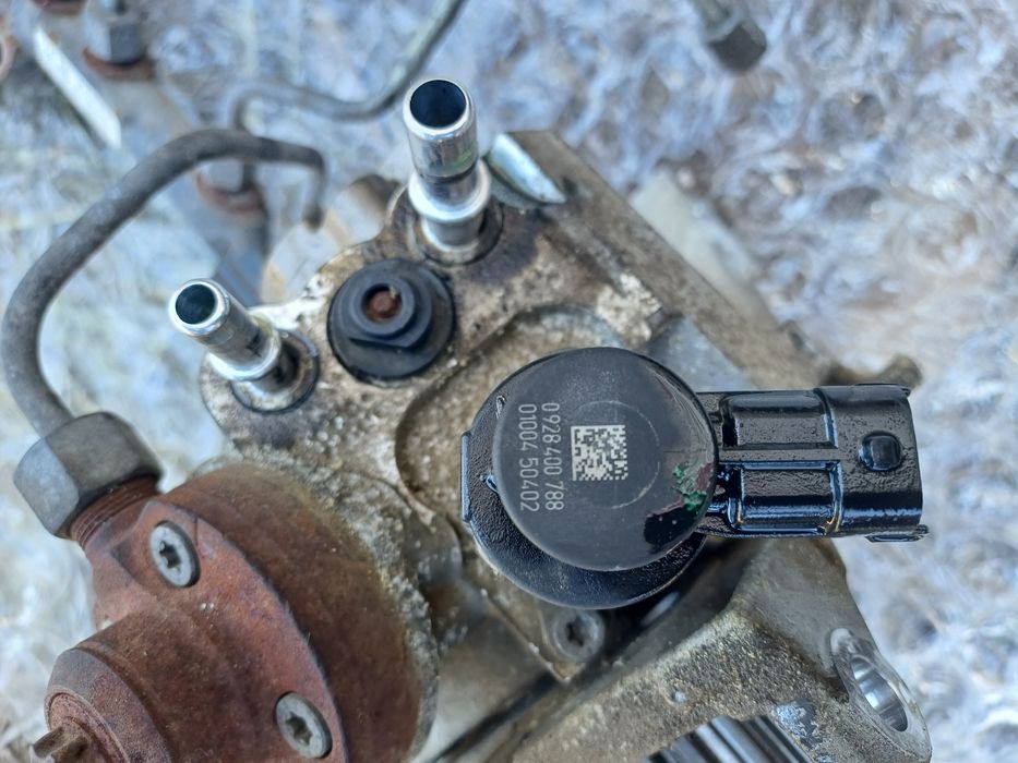 Гнп и рампа за пежо 207 2011 година 1.4 хди 68 коня