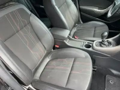 Опел астра 1.4 турбо с газ  Opel astra j 1.4 turbo