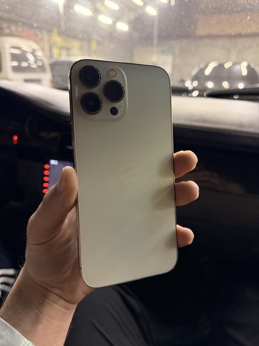 Iphone 13 pro max Gold
