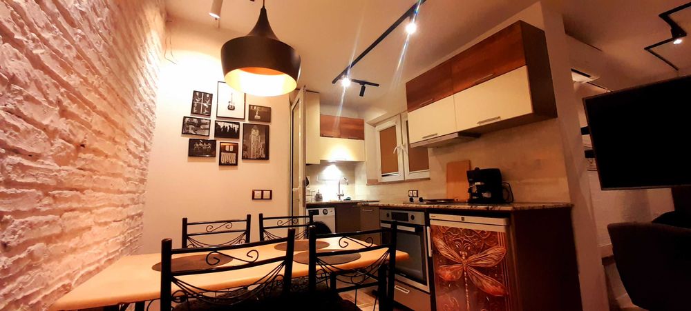 Под наем луксозен едностаен център