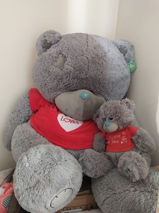 Продаётся подарочный большой медвежонок