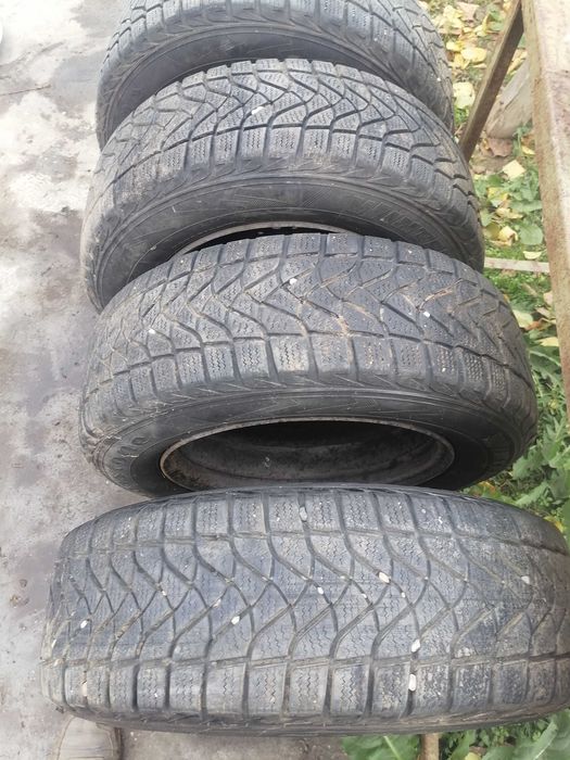 Зимни гуми с джанти 205 65 15С Фаристон
