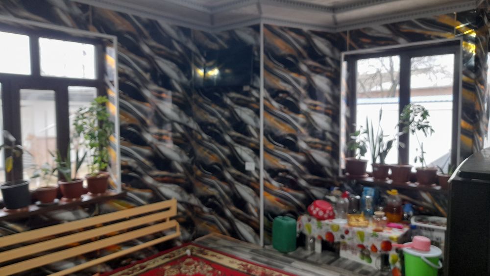 Uy sotiladi 6 sotix 11 xona