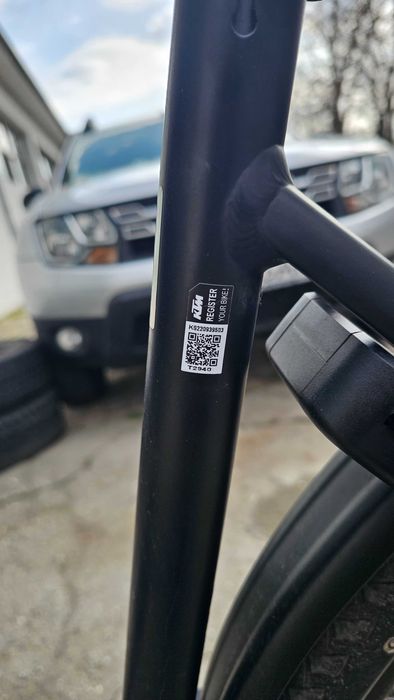 Bicicleta Treeking KTM Macina Tour CX 610