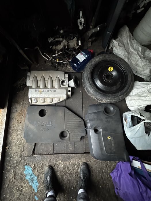 Casetofoane auto capace motor