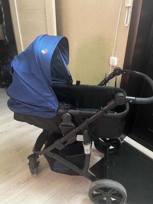 Продам детскую коляску