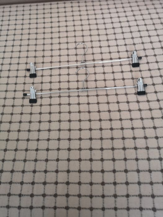 Оборудване за мазин за дрехи, стелажи Маникени, закачалки