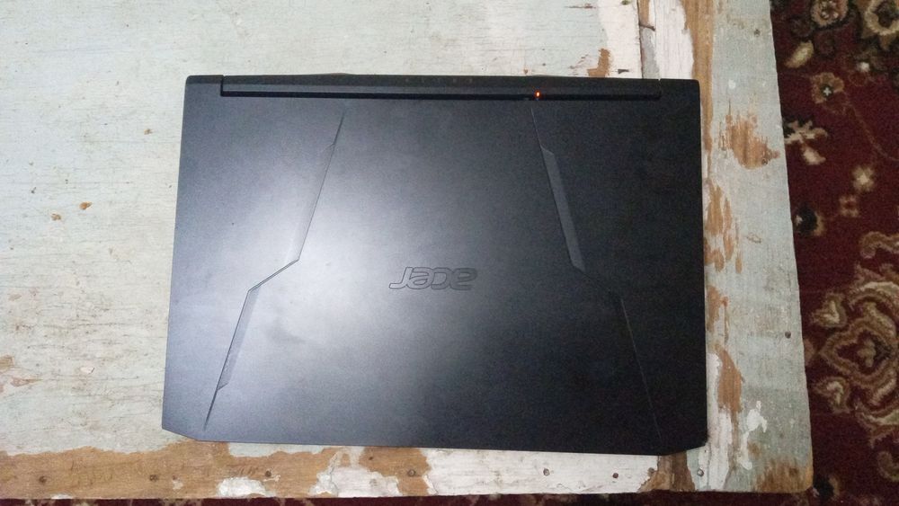 Acer nitro 5 ishlatilingan