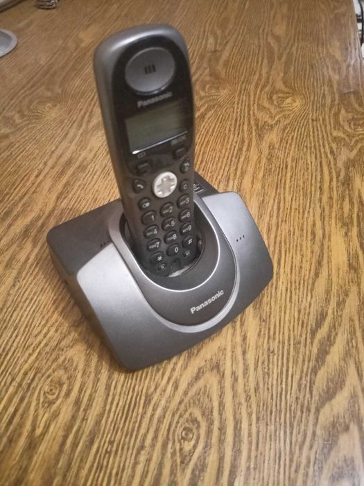 радиотелефон Panasonic