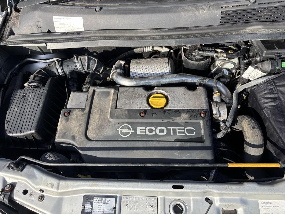 Opel Zafira Опел Зафира 2.0DTH DTL ЧАСТИ