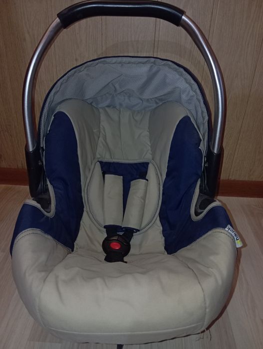 Продам коляску Hauck 3в1