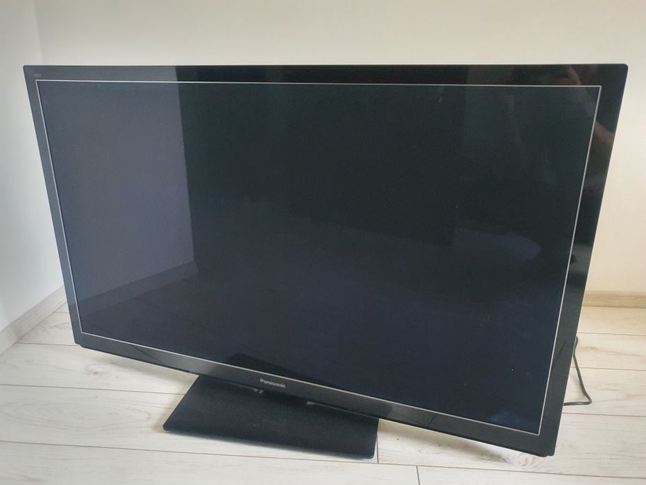 Vand tv panasonic 3D neoplasma seria GT 127cm 600Hz