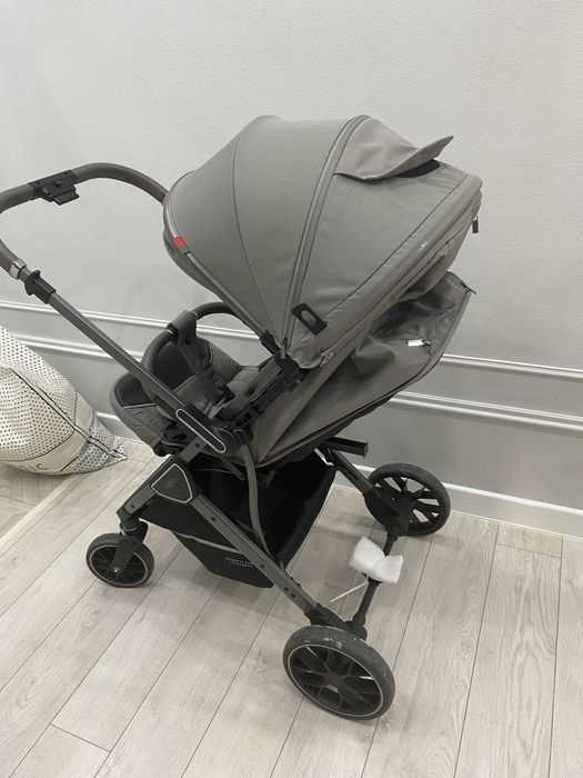 Детская коляска прогулочная