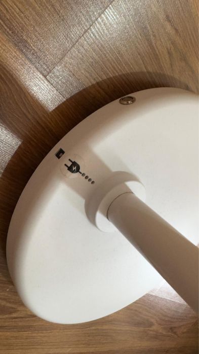 Продам планшет на колесах 100 к