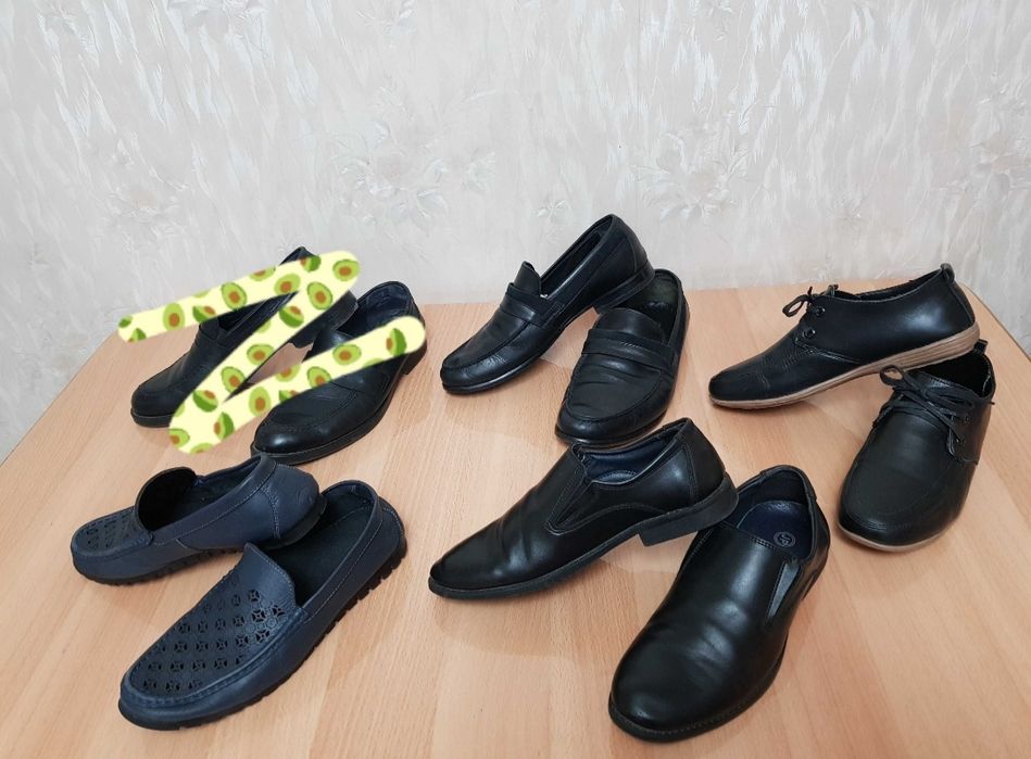 Несколько Макасины и Туфли