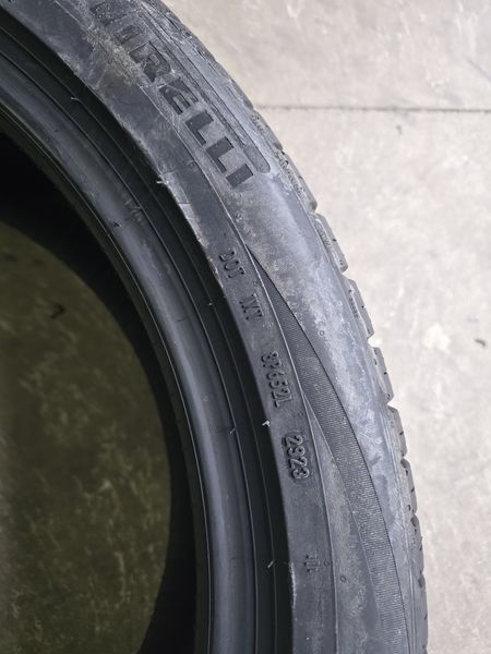 285/40/22 PIRELLI 2бр