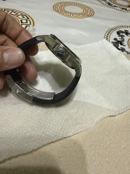 Sotiladi Longines VHP