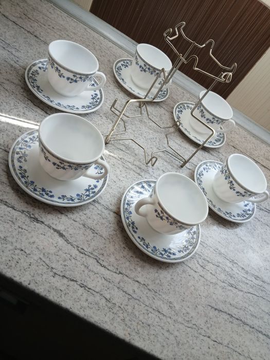 Set cafea 12 piese din portelan plus suport pastrare, toate fiind noi