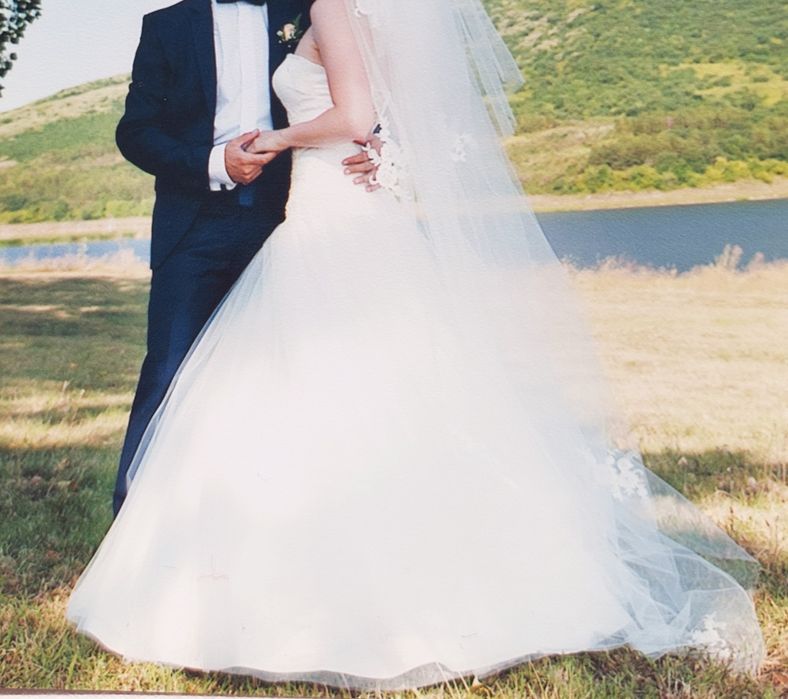 Бутикова Булчинска рокля с кринолин