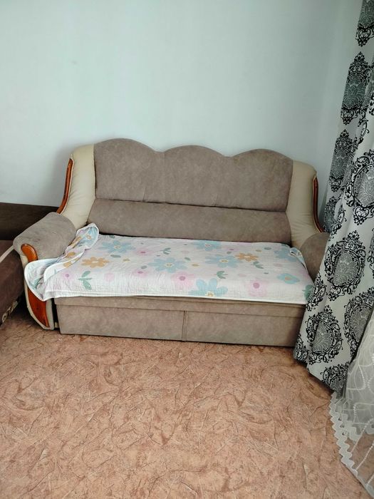 Отдам даром  диваны срочно