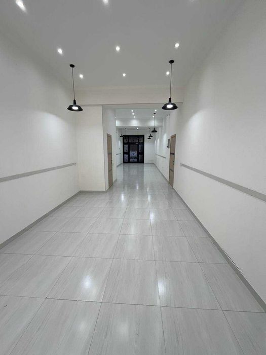 Сдается в аренду офис - 56 квм,  Чиланзар Е квартал. Метро Новза.