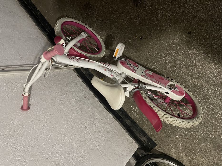 Bicicleta fetite hello kitty