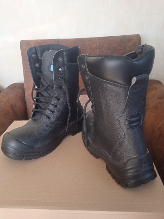 Работни обувки високи кубинки