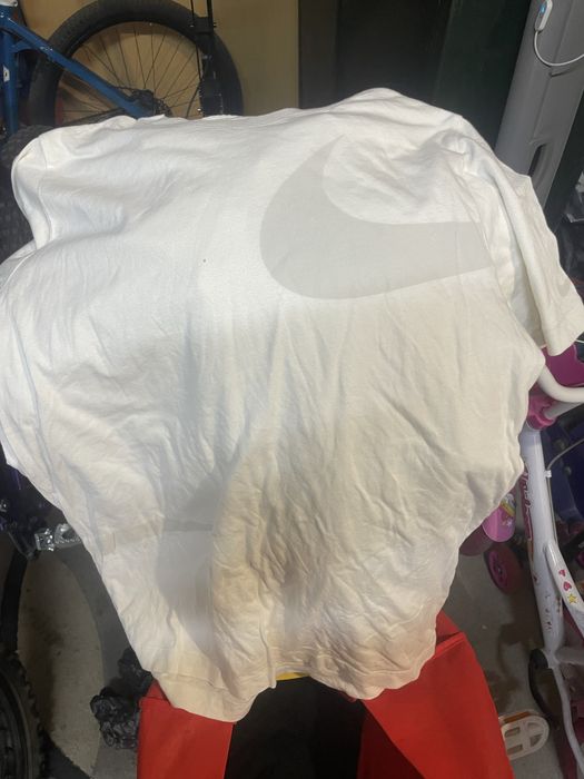 Блузи NiKE размер 160-170см  12-13 godini